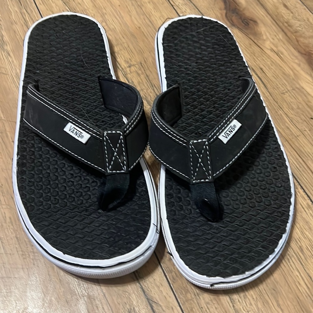 Vans flip flops (size 9)